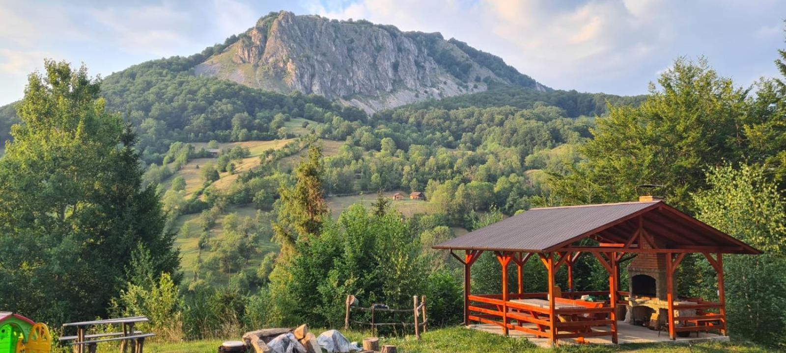Cabana Belvedere Dragoslavele Bagian luar foto
